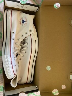 Converse White High Top Sneakers!  Size 13 WIDE!  New in Box!